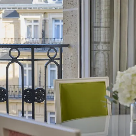Aparthotel Fraser Le Claridge Champs-elysees 5*