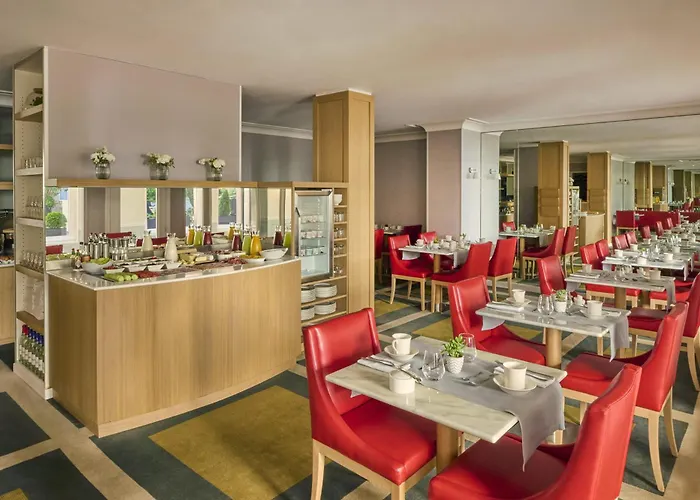 Fraser Le Claridge Champs-elysees 5*