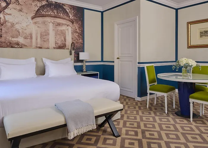 Fraser Le Claridge Champs-elysees