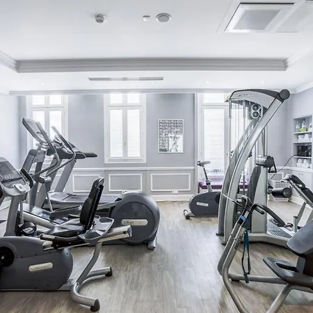 شقة فندقية أجنحة فريزر لو كلاريدج شانزليزيه باريس