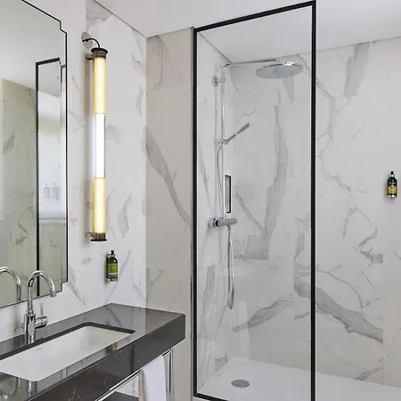 Fraser Le Claridge Champs-elysees Hotel
