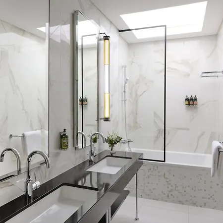 Fraser Le Claridge Champs-elysees Hotel 5*