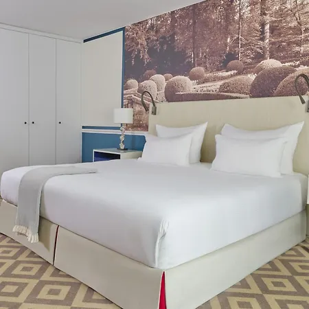 Fraser Le Claridge Champs-elysees