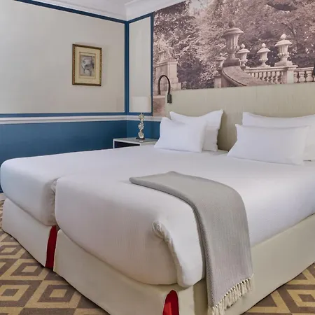 أجنحة فريزر لو كلاريدج شانزليزيه 5*