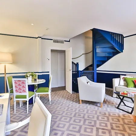 أجنحة فريزر لو كلاريدج شانزليزيه باريس