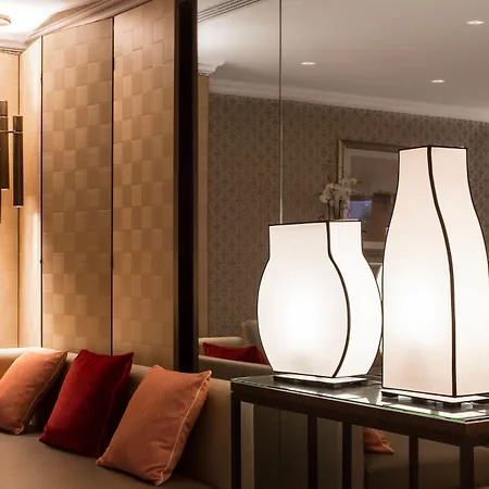 أجنحة فريزر لو كلاريدج شانزليزيه 5* باريس