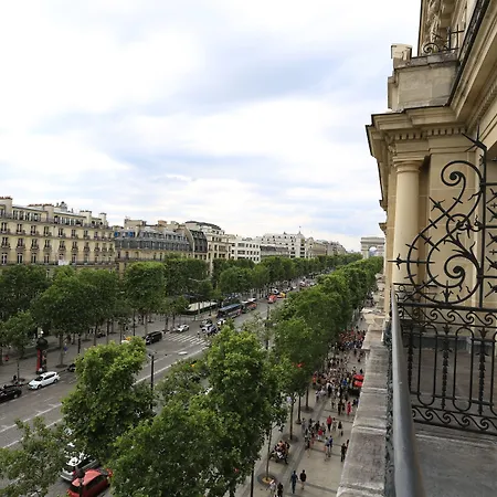 شقة فندقية أجنحة فريزر لو كلاريدج شانزليزيه 5*