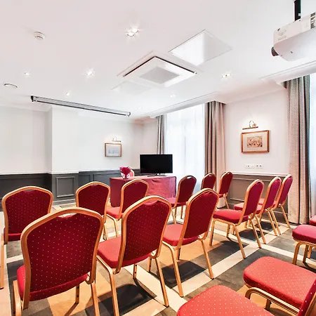 מלון דירות Fraser Le Claridge Champs-elysees 5*