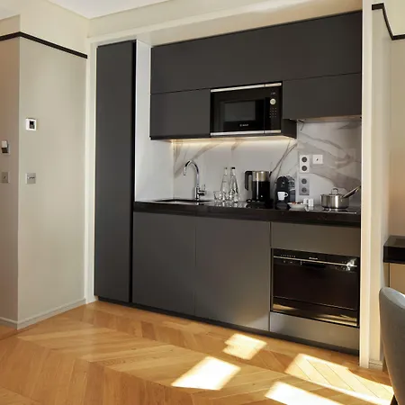 Fraser Le Claridge Champs-elysees מלון דירות 5*