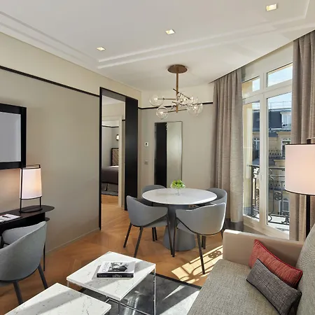 Fraser Le Claridge Champs-elysees מלון דירות 5*