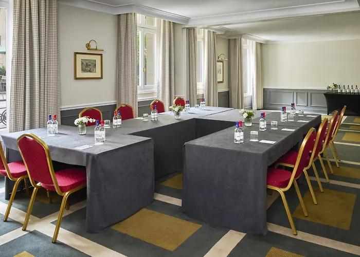 Fraser Le Claridge Champs-elysees 5*