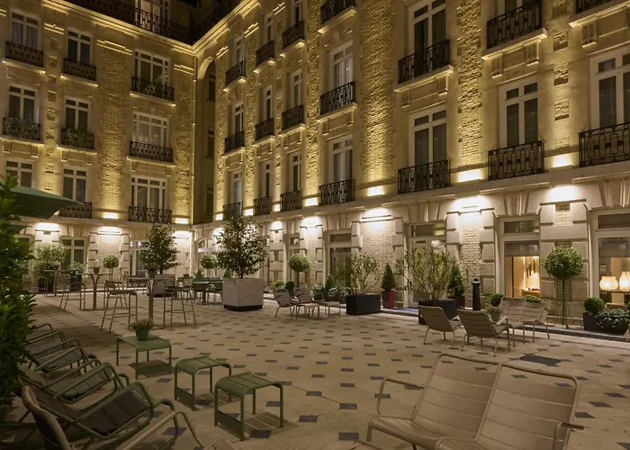 Fraser Le Claridge Champs-elysees 5*