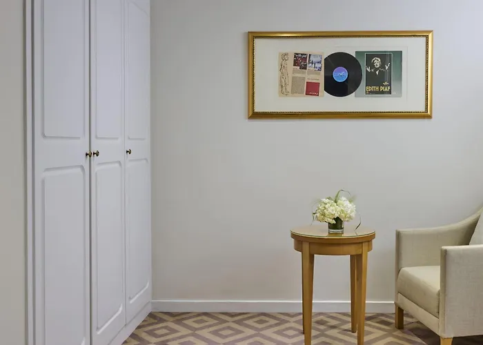 Fraser Le Claridge Champs-elysees 5*