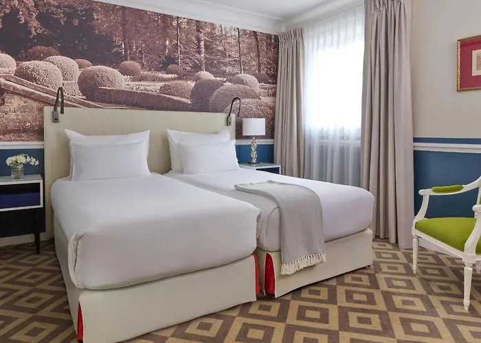 Fraser Le Claridge Champs-elysees 5* Parijs