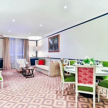 شقة فندقية أجنحة فريزر لو كلاريدج شانزليزيه باريس