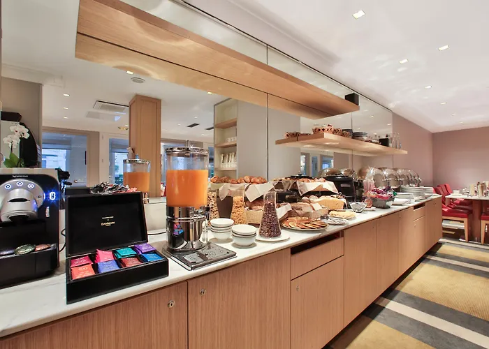 Appart hôtel Fraser Le Claridge Champs-elysées 5*